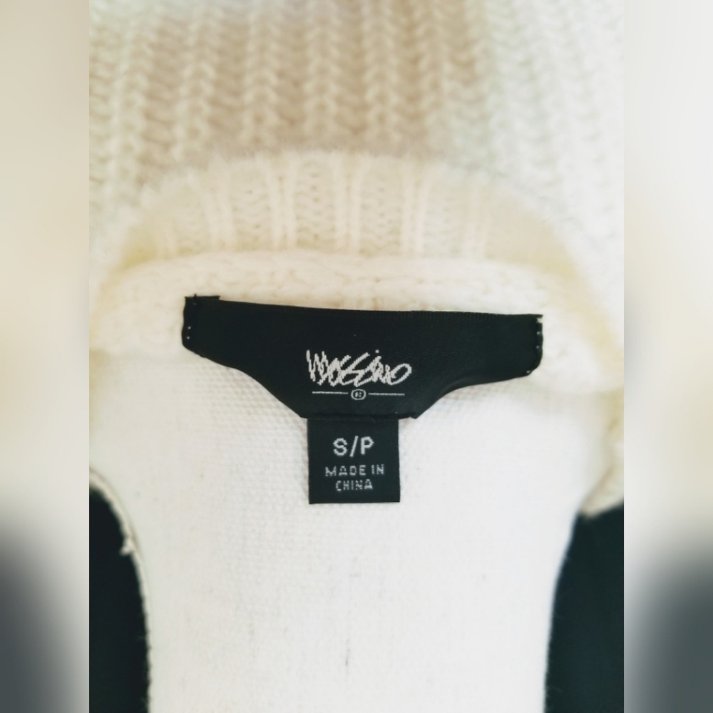 White Sweater - Picture 8 of 8